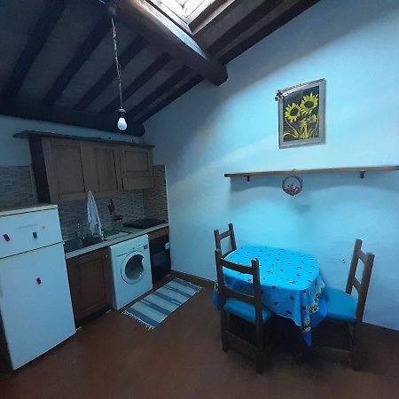 Biri Apartment เปรูจา ภายนอก รูปภาพ
