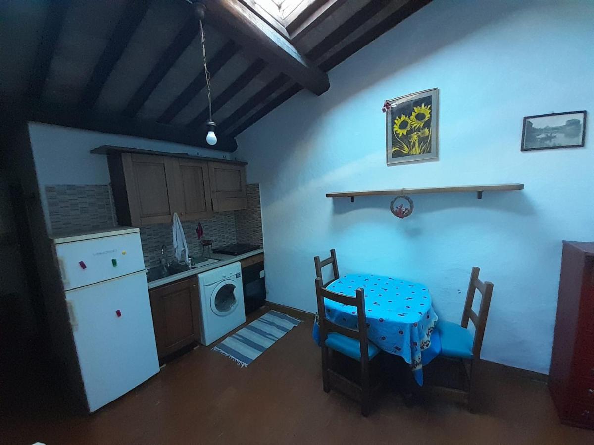 Biri Apartment เปรูจา ภายนอก รูปภาพ